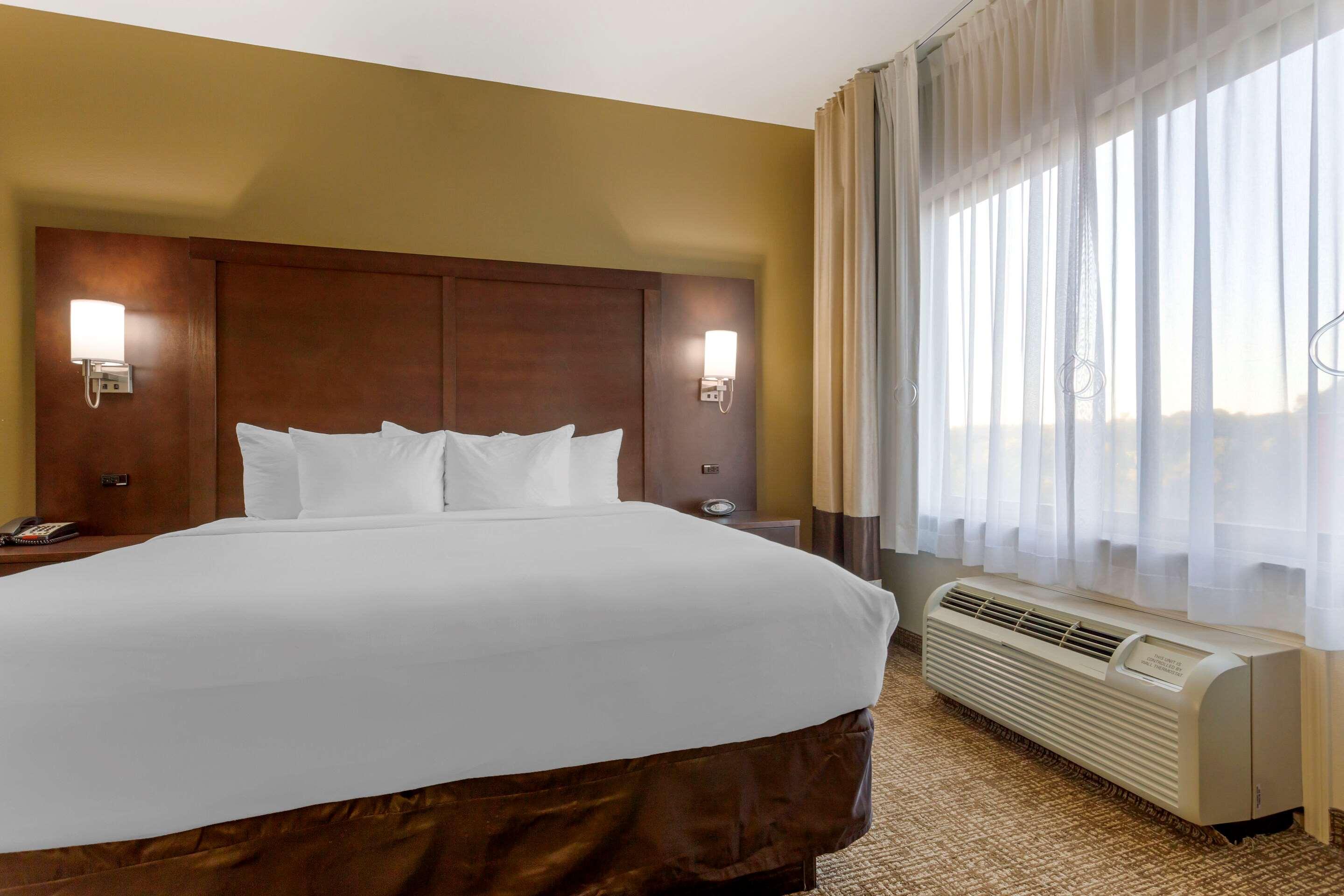 Hotel Comfort West 2*