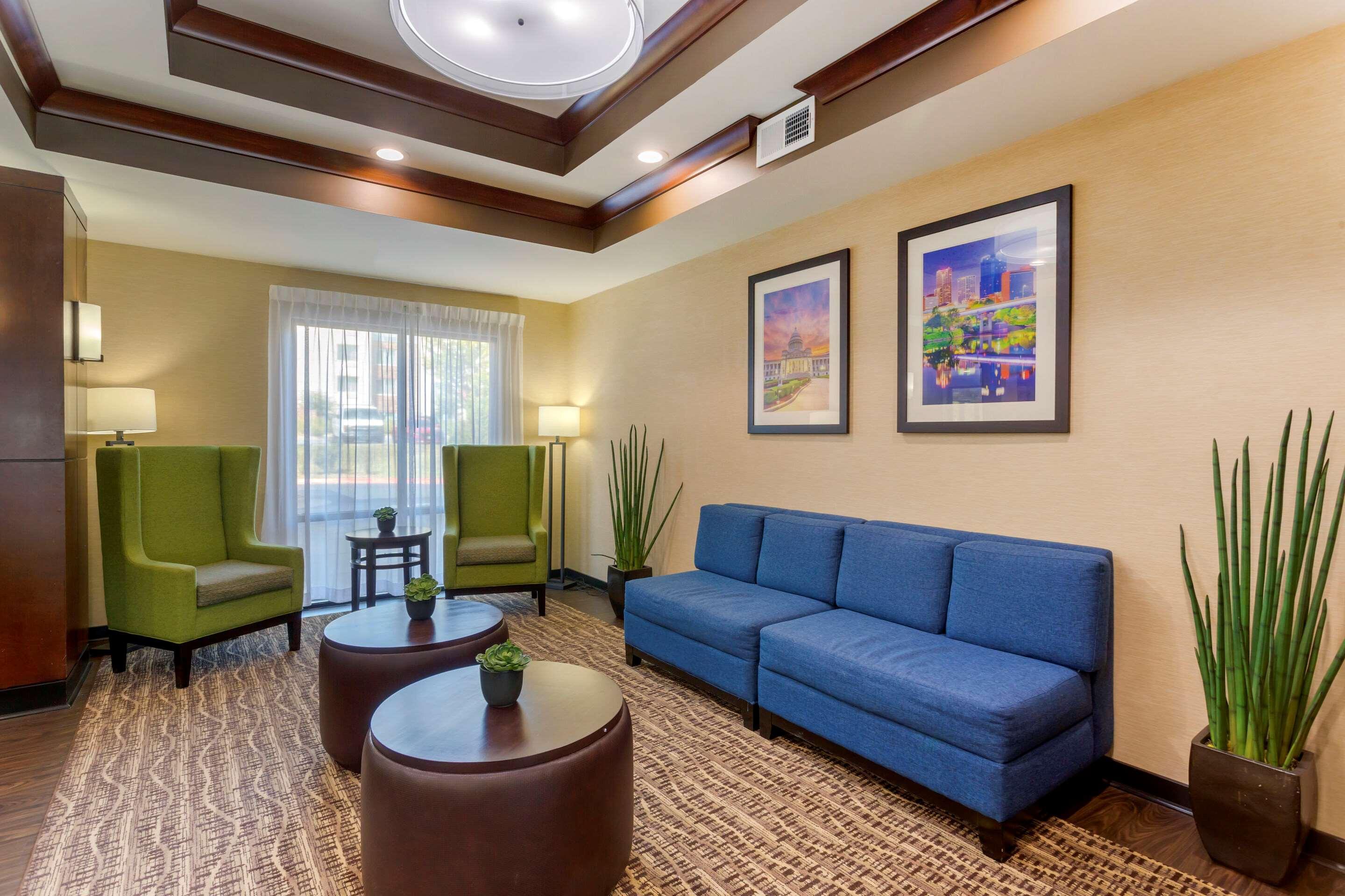 Hotel Comfort West