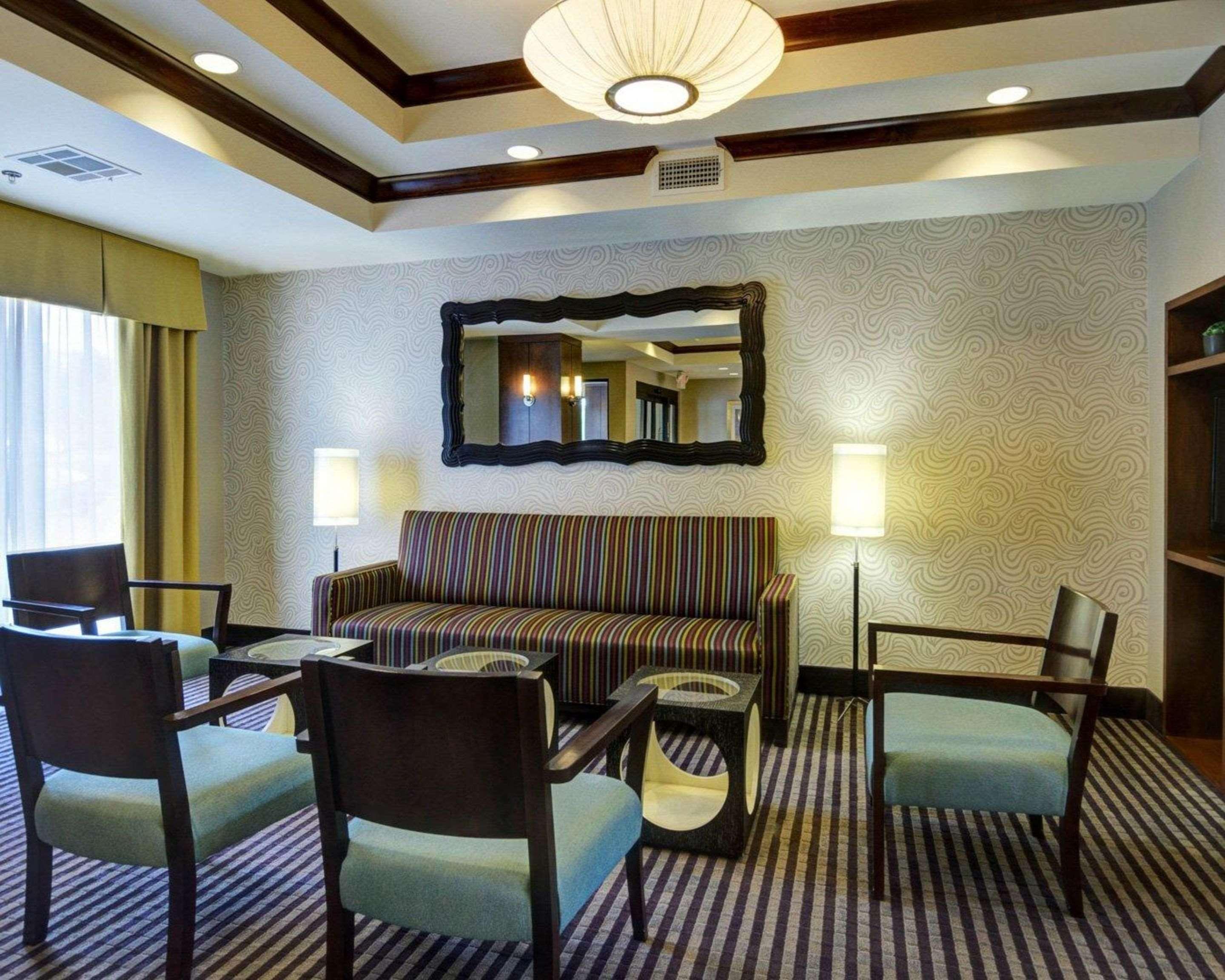 Comfort West Hotel 2*